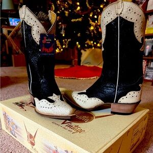Justin Cowboy Boots